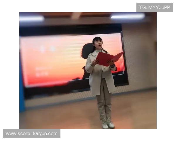 《英雄少年武术操：传承与创新并行的青春力量展示》